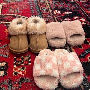 Old Navy Tan and Pink Kids Slippers Set
